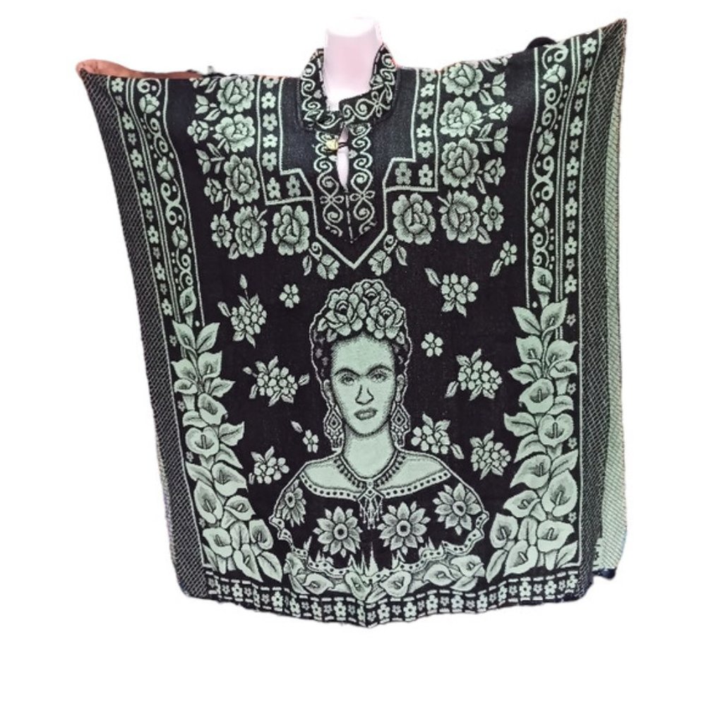 Mexican Women's Poncho w/ Frida Design | Acrylic Boho Poncho | Cream Color